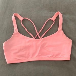 LULULEMON Free to Be sports bra